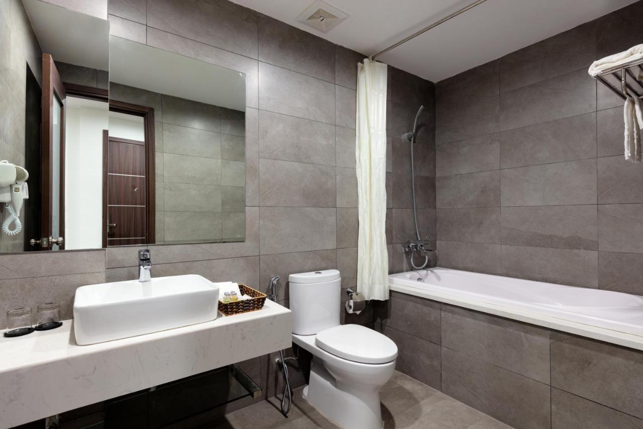 La Batisse Kim Ma Hotel Hanoi Exterior photo